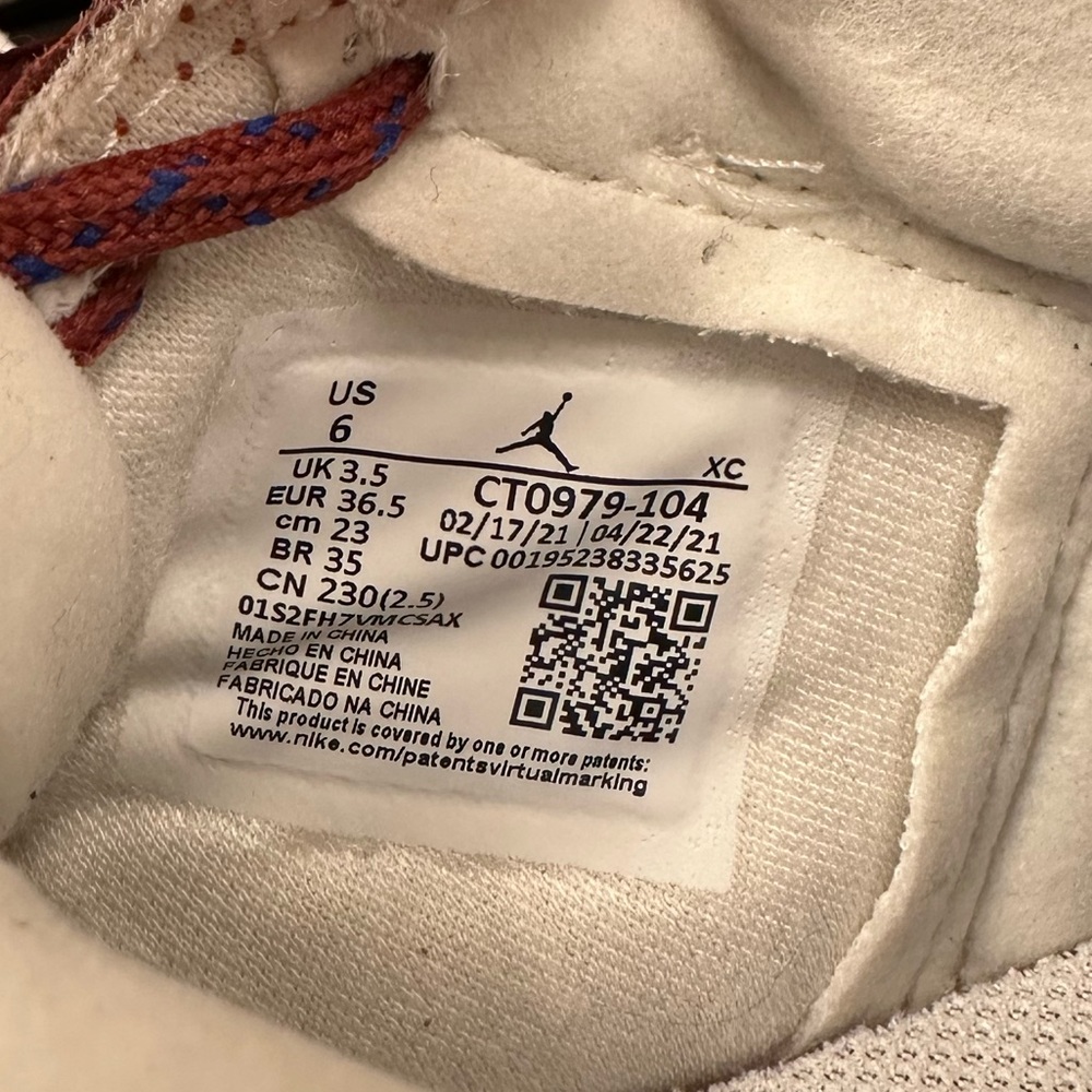 NEW AIR JORDAN 1 ZOOM Air CMFT “TEAM RED” Shoes - Picture 8 of 8
